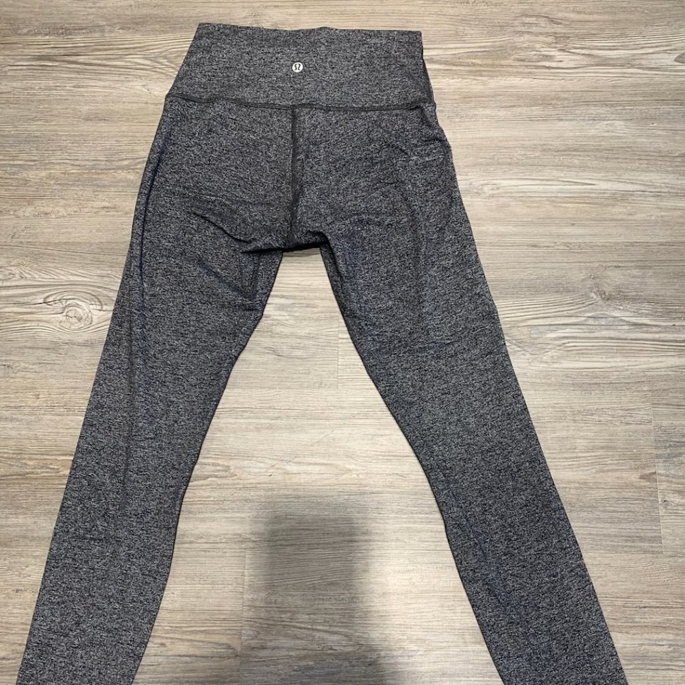 Lululemon Wunder Under 25" High Rise Leggings - Size 6